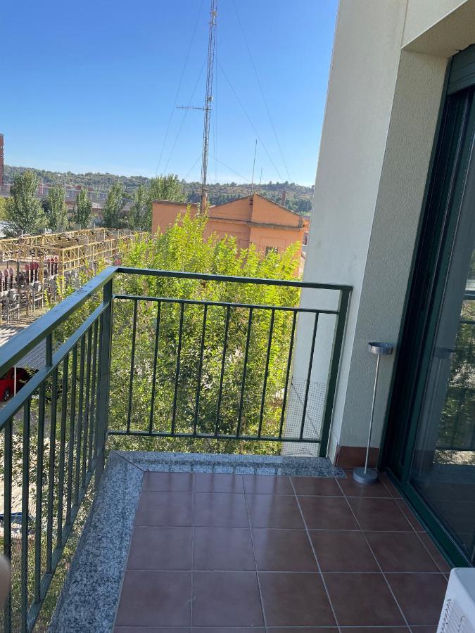 Acogedor Apartamento Vallparadis Con Parking تيراسا المظهر الخارجي الصورة